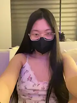 DmiLay – webcam model profile photo Image 11