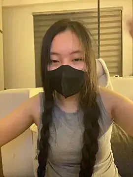 DmiLay – webcam model profile photo Image 12