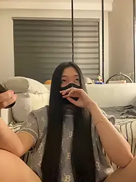 DmiLay – webcam model profile photo Image 14