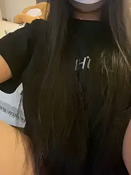 DmiLay – webcam model profile photo Image 3