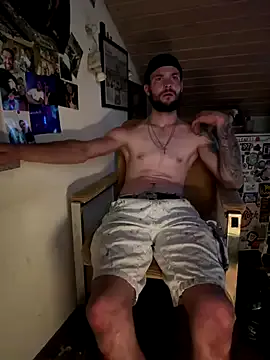 BlondeScarlettx – webcam model profile photo Image 9