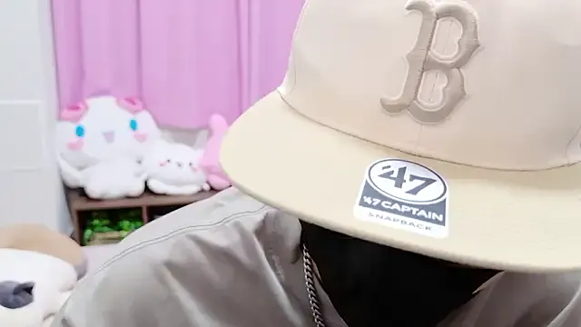 MistressLouUK – webcam model profile photo Image 10