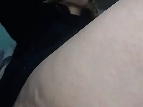 SusyBlair – webcam model profile photo Image 17