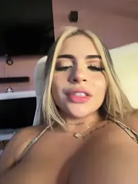 -Pypsiki- – webcam model profile photo Image 7