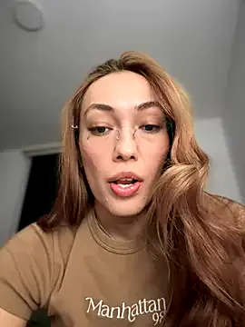 lana-lubov – webcam model profile photo Image 14