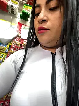 BlondeScarlettx – webcam model profile photo Image 15