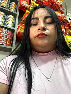 BlondeScarlettx – webcam model profile photo Image 2