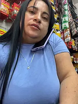 BlondeScarlettx – webcam model profile photo Image 5