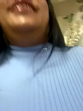 BlondeScarlettx – webcam model profile photo Image 6