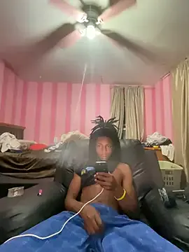 LoraDevine – webcam model profile photo Image 5