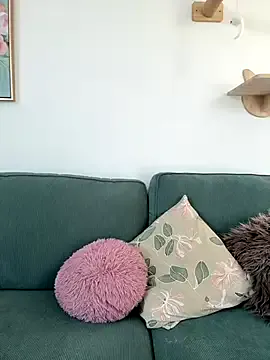 AmelieandRoss – webcam model profile photo Image 9