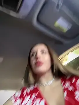 TenderLora – webcam model profile photo Image 13