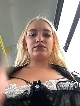 marsandvenera – webcam model profile photo Image 17