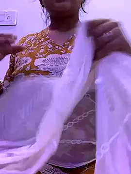 TyleneBuck – webcam model profile photo Image 11