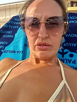 ula2015 – webcam model profile photo Image 10