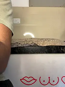 3hotandyoung3 – webcam model profile photo Image 8