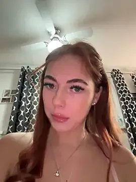 blondeambitionnn – webcam model profile photo Image 16