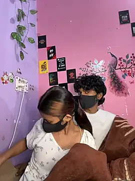 xlunami – webcam model profile photo Image 3