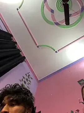 xlunami – webcam model profile photo Image 4