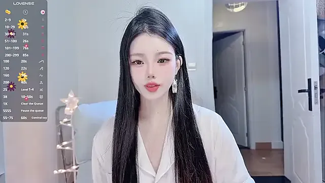 SelennaMoon – webcam model profile photo Image 13