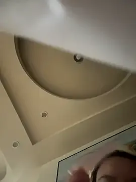 SelennaMoon – webcam model profile photo Image 7