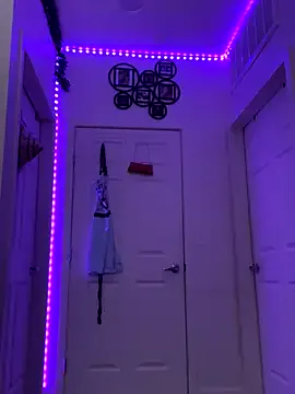 LizzieGreyX – webcam model profile photo Image 17