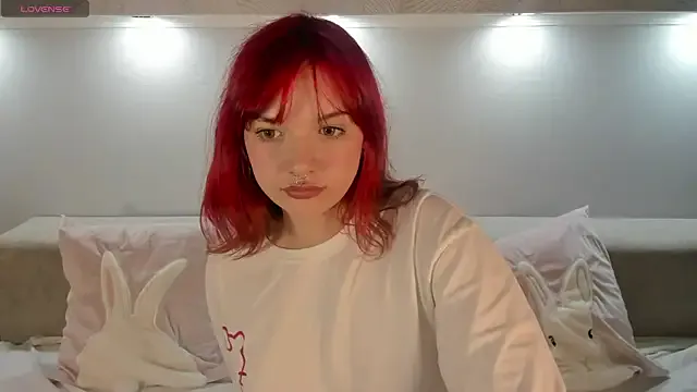 DetraCamaj – webcam model profile photo Image 17