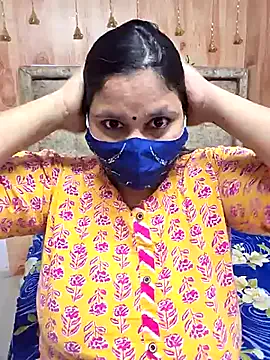 TyleneBuck – webcam model profile photo Image 17