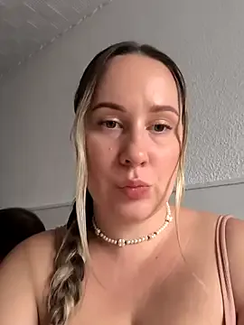 Loli_Belle – webcam model profile photo Image 13