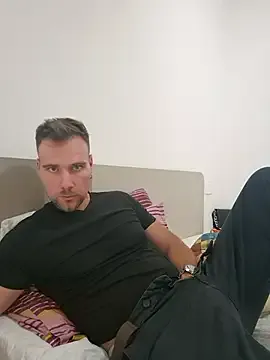 pretur_crubaa – webcam model profile photo Image 14