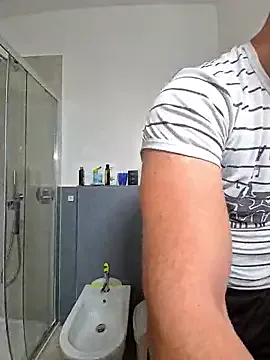 pretur_crubaa – webcam model profile photo Image 6