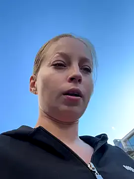 BabeBeth40 – webcam model profile photo Image 5