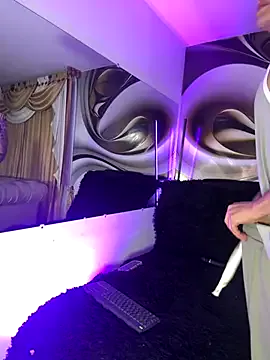 blondeangel_4u2 – webcam model profile photo Image 17