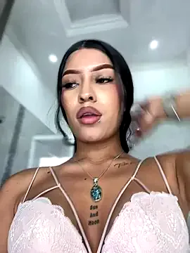 Astimax – webcam model profile photo Image 2