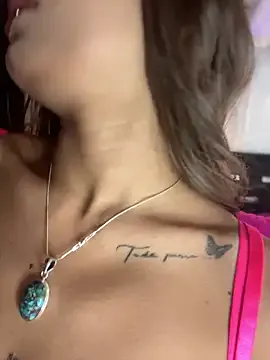 Astimax – webcam model profile photo Image 3