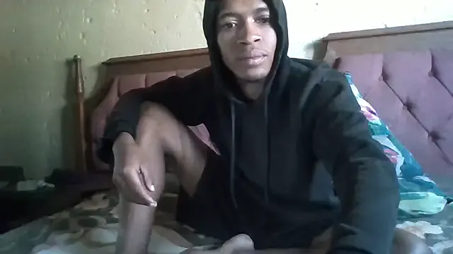 British_EmJess – webcam model profile photo Image 10