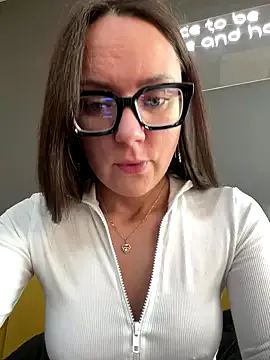 LizzieGreyX – webcam model profile photo Image 19