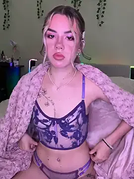 MarilynRainbow – webcam model profile photo Image 17