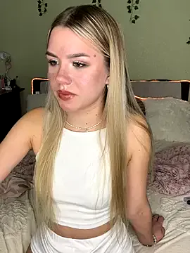 MarilynRainbow – webcam model profile photo Image 18