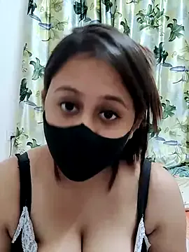 SusyBlair – webcam model profile photo Image 14