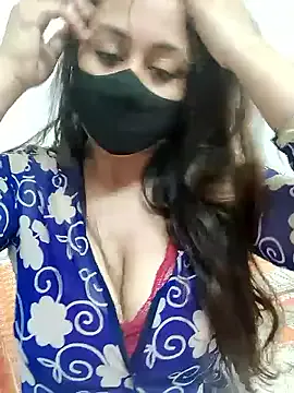 SusyBlair – webcam model profile photo Image 8