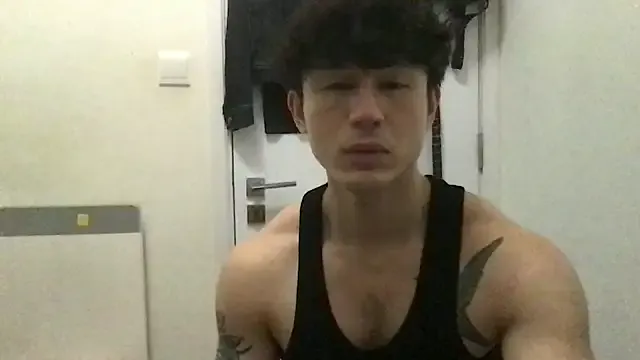 British_EmJess – webcam model profile photo Image 14