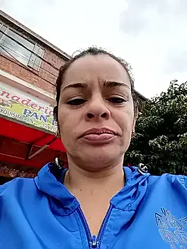 NormanMash – webcam model profile photo Image 3