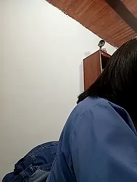 NormanMash – webcam model profile photo Image 9