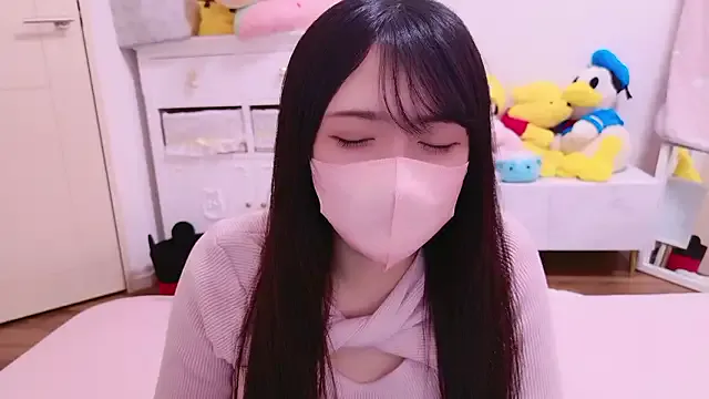 AlisaSet – webcam model profile photo Image 10