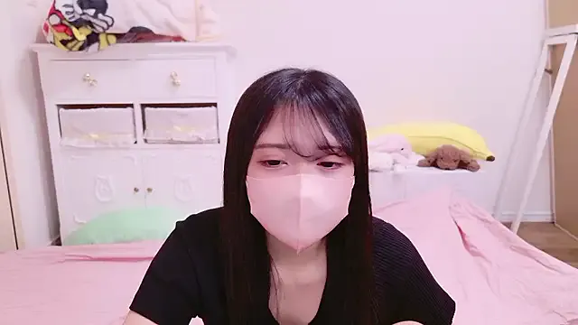 AlisaSet – webcam model profile photo Image 15