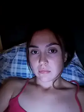 British_EmJess – webcam model profile photo Image 15