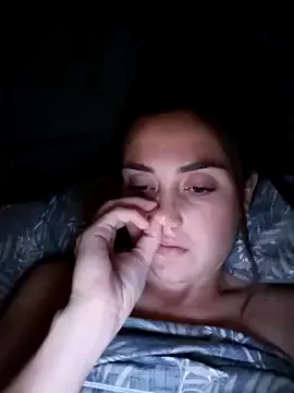 British_EmJess – webcam model profile photo Image 18