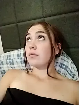 British_EmJess – webcam model profile photo Image 3