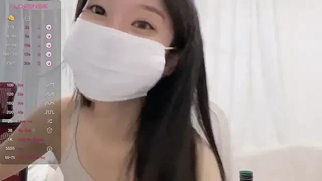 mature-younga – webcam model profile photo Image 9